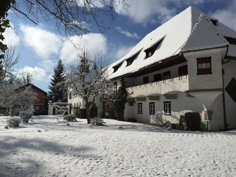 Hotel Schloss Leonstain Pörtschach am Wörthersee Dış mekan fotoğraf